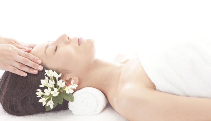 育毛 ヘッドスパ ドライヘッドスパ 頭皮 エステサロンhilo横須賀中央